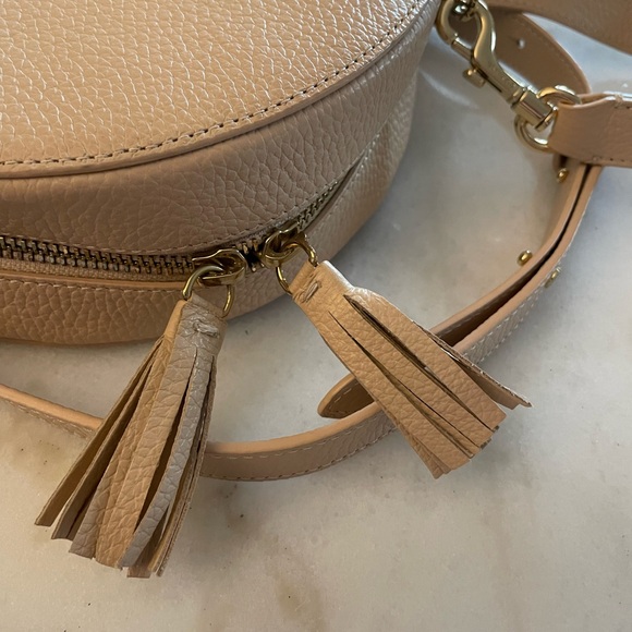 Cuyana pale pink/tan circle Leather Crossbody Bag - Picture 7 of 16